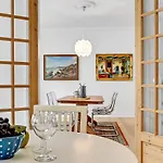 1 Bedroom Cozy In C Lägenhet *