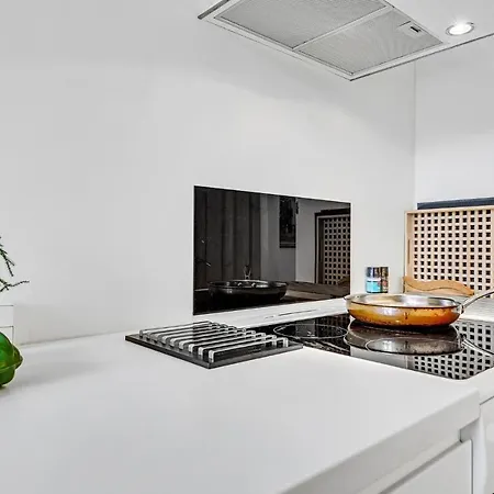 1 Bedroom Cozy In C Apartament *